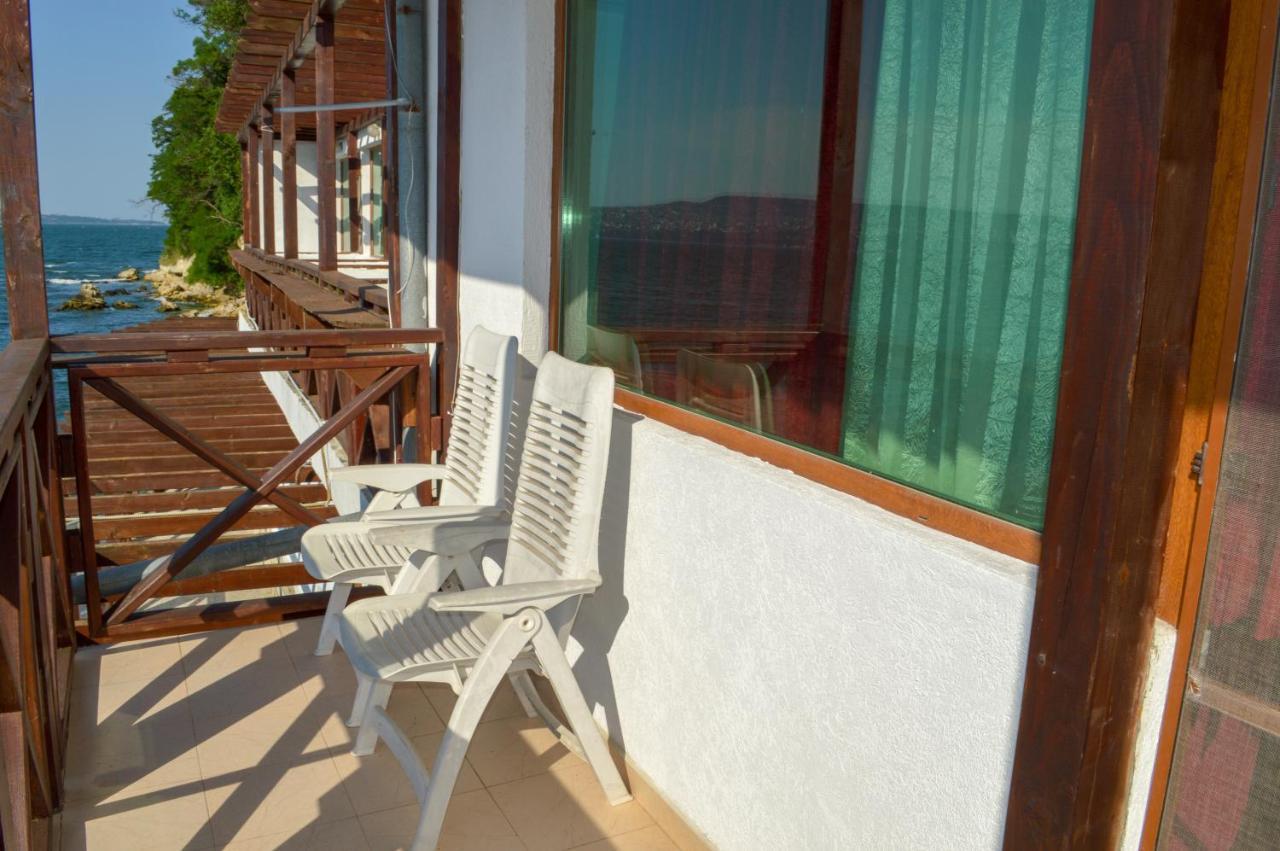 Hotel Romantika Варна Екстериор снимка
