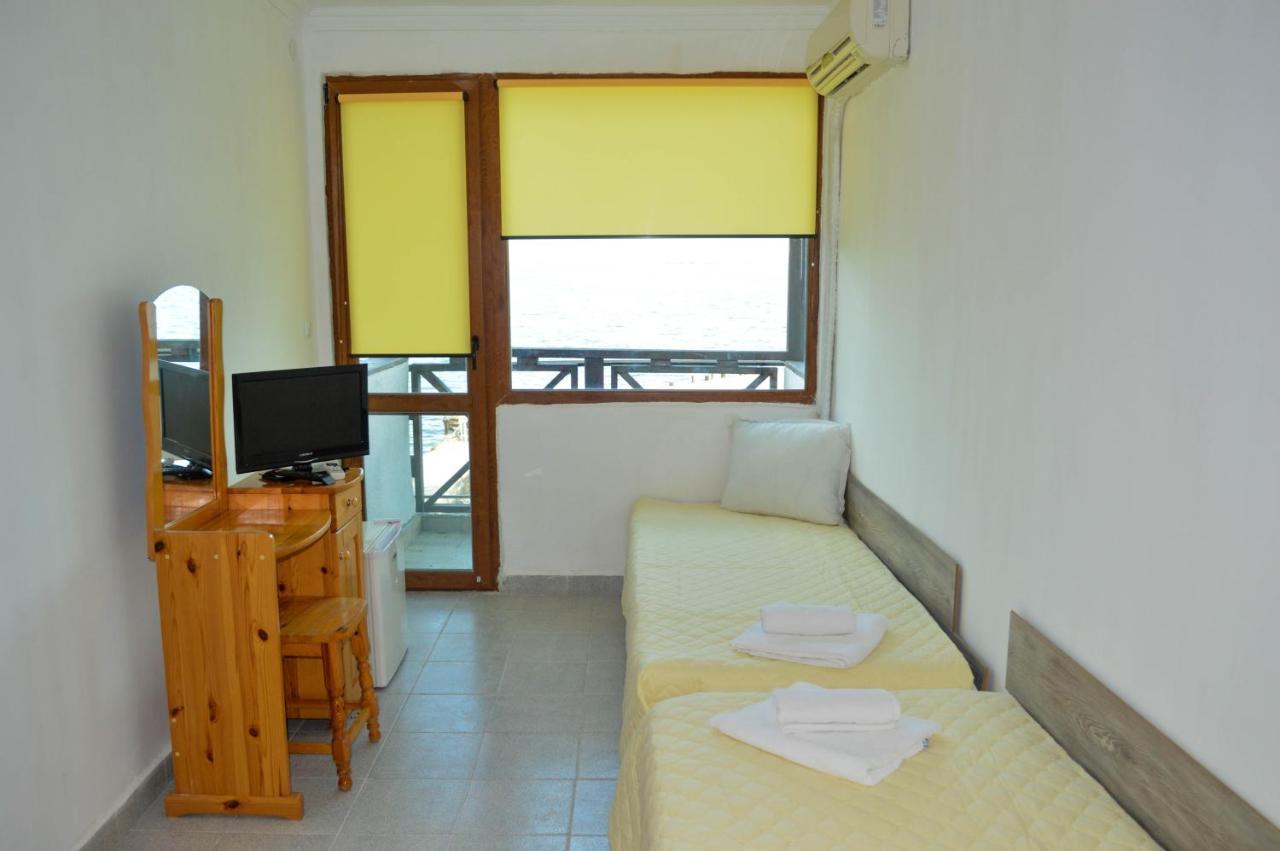 Hotel Romantika Варна Екстериор снимка